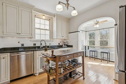 Tiny photo for 1220 N Oak Park Avenue, Oak Park, IL 60302 (MLS # 12601035)