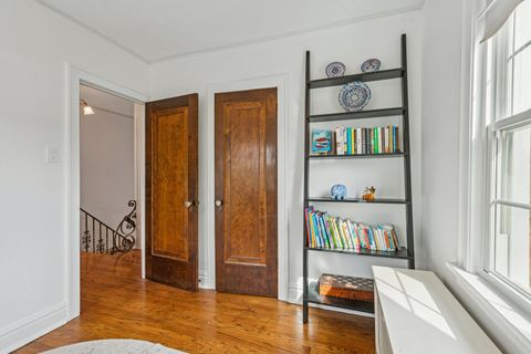 Tiny photo for 1220 N Oak Park Avenue, Oak Park, IL 60302 (MLS # 12601035)