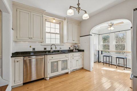 Tiny photo for 1220 N Oak Park Avenue, Oak Park, IL 60302 (MLS # 12601035)