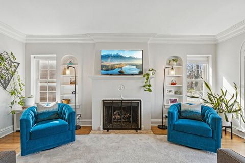 Tiny photo for 1220 N Oak Park Avenue, Oak Park, IL 60302 (MLS # 12601035)