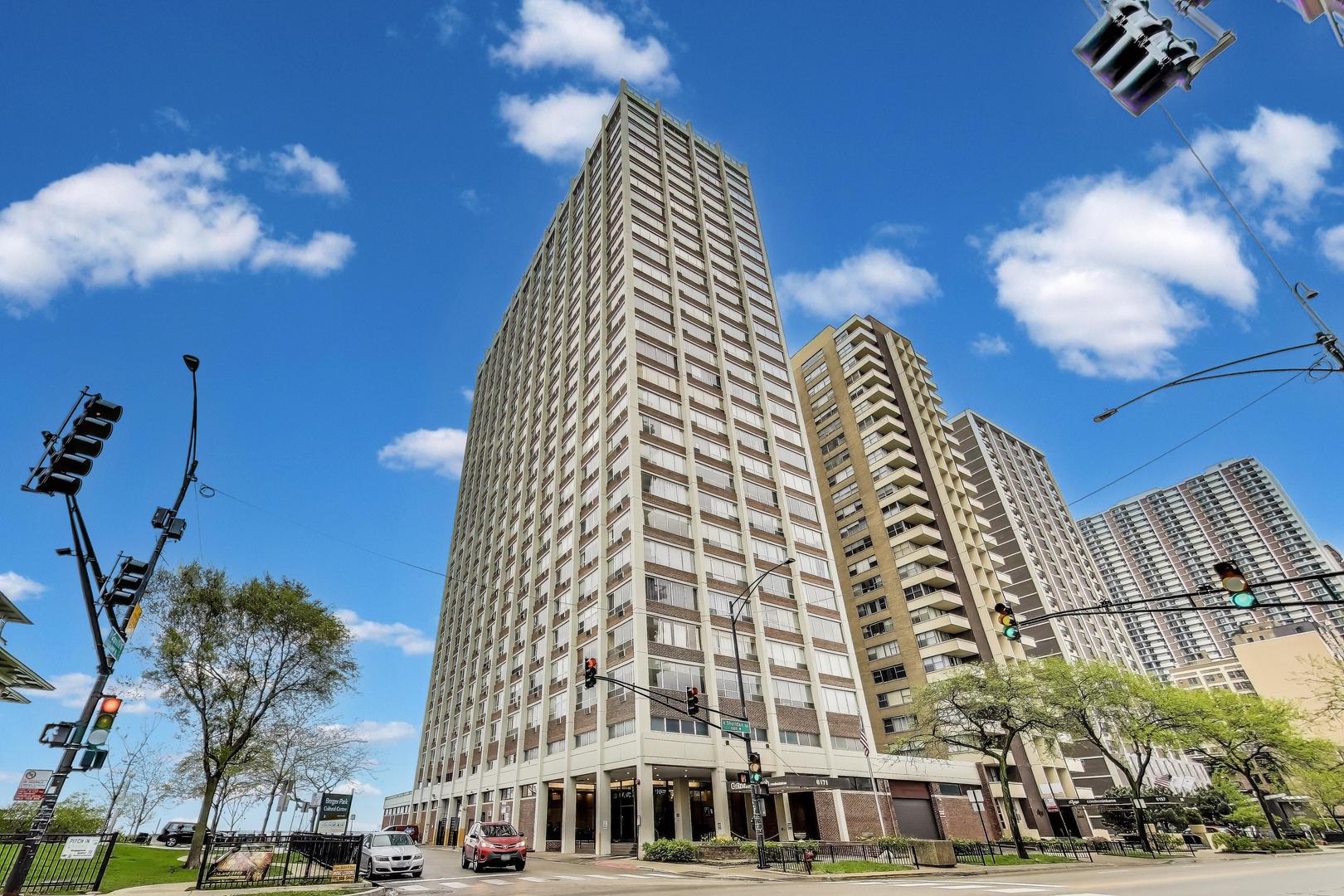 6171 N Sheridan Road 806