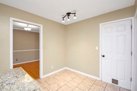 Tiny photo for 6308 N Imperial Drive, Peoria, IL 61614 (MLS # 12509168)