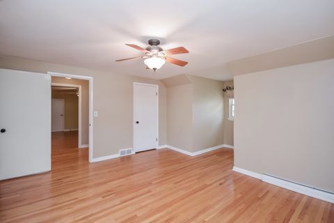 Tiny photo for 6308 N Imperial Drive, Peoria, IL 61614 (MLS # 12509168)