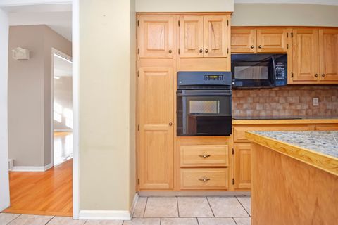 Tiny photo for 6308 N Imperial Drive, Peoria, IL 61614 (MLS # 12509168)