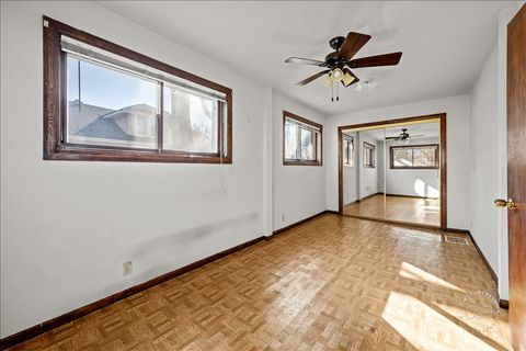 Tiny photo for 611 Pierce Street, Aurora, IL 60505 (MLS # 12581546)