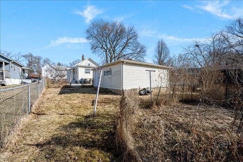 Tiny photo for 611 Pierce Street, Aurora, IL 60505 (MLS # 12581546)