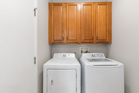 Tiny photo for 54 Meadows Drive, Gilberts, IL 60136 (MLS # 12535614)