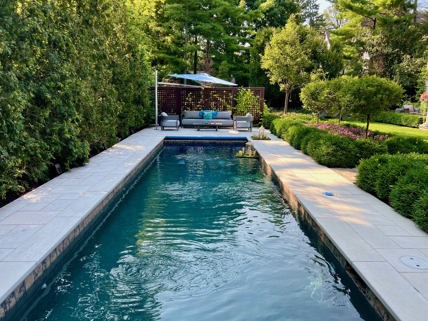 528 Roslyn Road