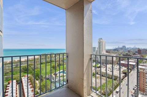 Tiny photo for 5320 N Sheridan Road #2403, Chicago, IL 60640 (MLS # 12627916)