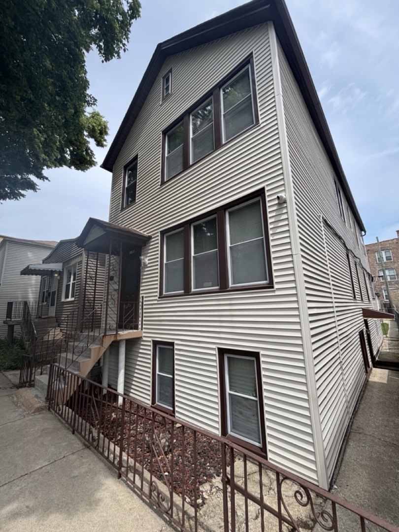 Photo 1 of 43 — 3327 S Lituanica Avenue, Chicago, IL 60608