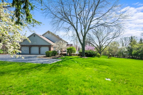 Tiny photo for 26 Brandywine Road, South Barrington, IL 60010 (MLS # 12736536)