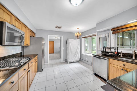 Tiny photo for 29 E Stonegate Drive, Prospect Heights, IL 60070 (MLS # 12628504)