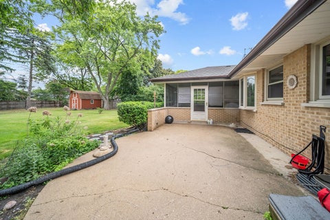 Tiny photo for 29 E Stonegate Drive, Prospect Heights, IL 60070 (MLS # 12628504)