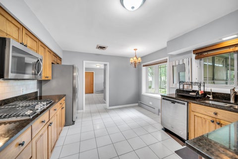 Tiny photo for 29 E Stonegate Drive, Prospect Heights, IL 60070 (MLS # 12628504)