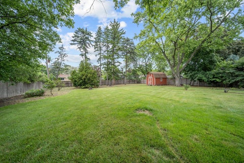 Tiny photo for 29 E Stonegate Drive, Prospect Heights, IL 60070 (MLS # 12628504)