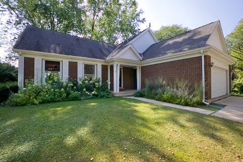 5 Castlegate Court Vernon Hills IL 60061