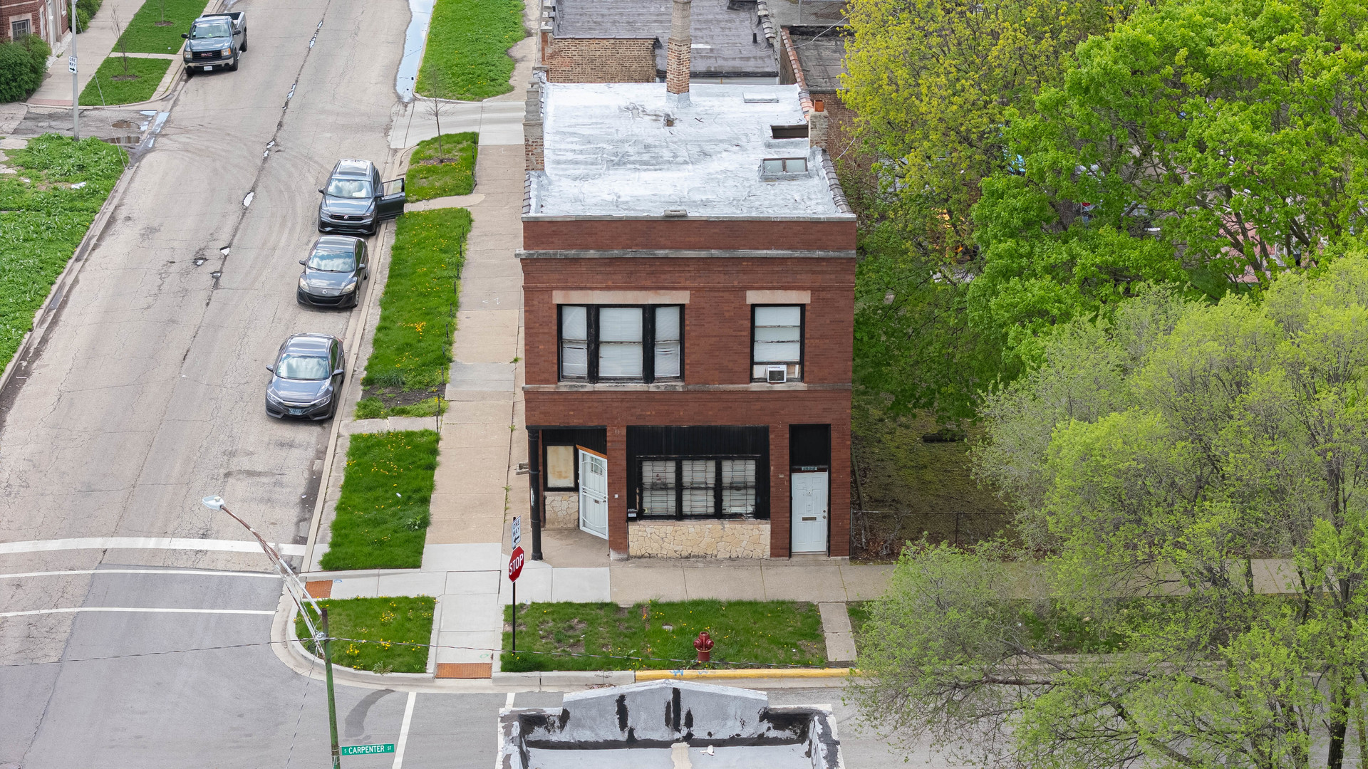 6956 S Carpenter Street