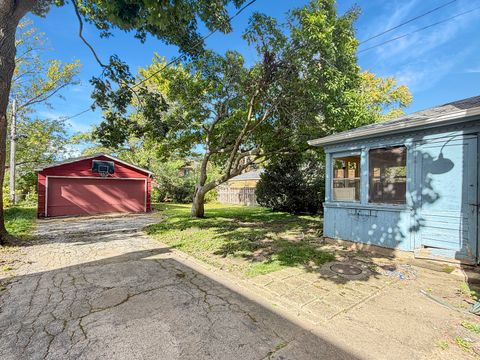 Tiny photo for 2008 Newton Avenue, Park Ridge, IL 60068 (MLS # 12519585)