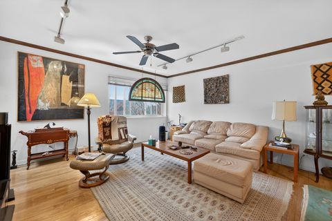 Tiny photo for 835 Ridge Avenue #507, Evanston, IL 60202 (MLS # 12605860)