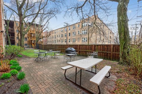 Tiny photo for 835 Ridge Avenue #507, Evanston, IL 60202 (MLS # 12605860)
