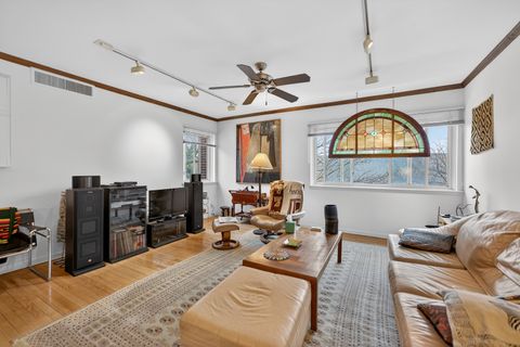 Tiny photo for 835 Ridge Avenue #507, Evanston, IL 60202 (MLS # 12605860)