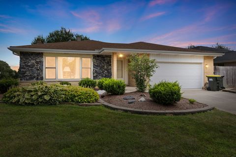 1409 S William Street Westmont IL 60559