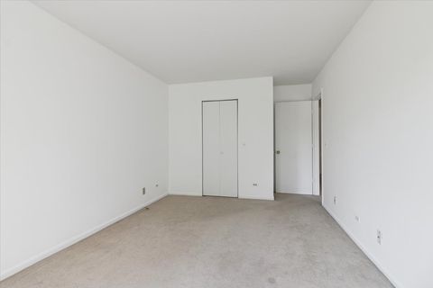 Tiny photo for 805 Leicester Road #118, Elk Grove Village, IL 60007 (MLS # 12485560)