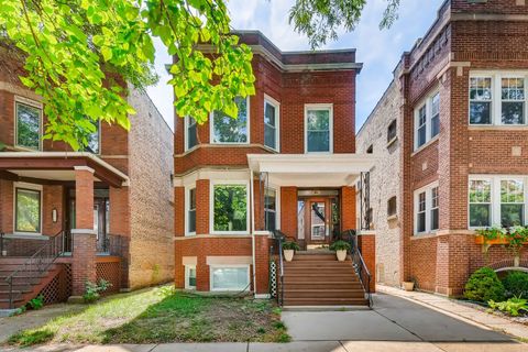 2147 W Addison Street Chicago IL 60618