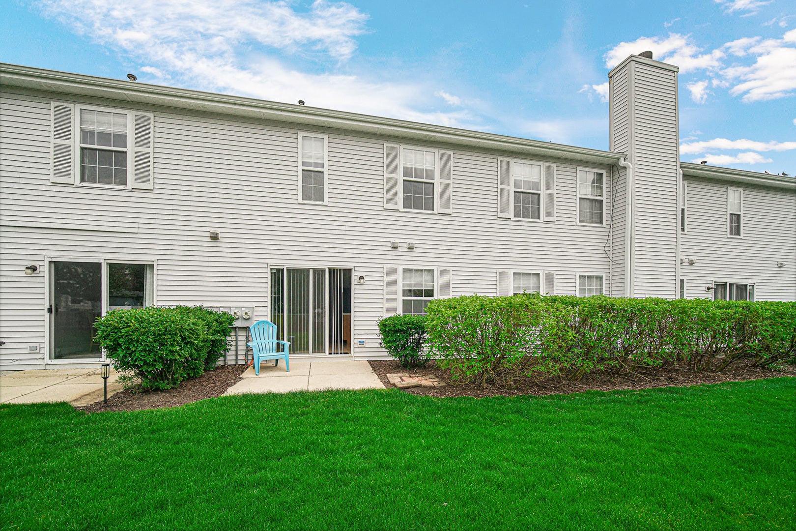 2588 Dickens Court