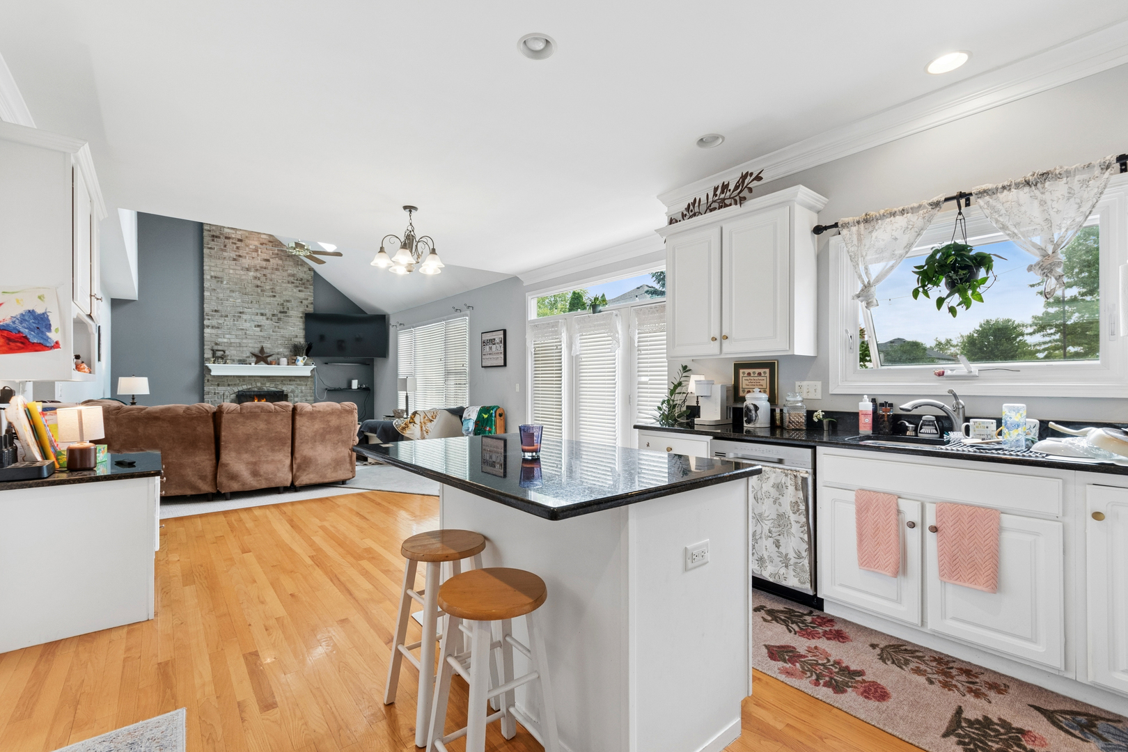 3744 Highknob Circle