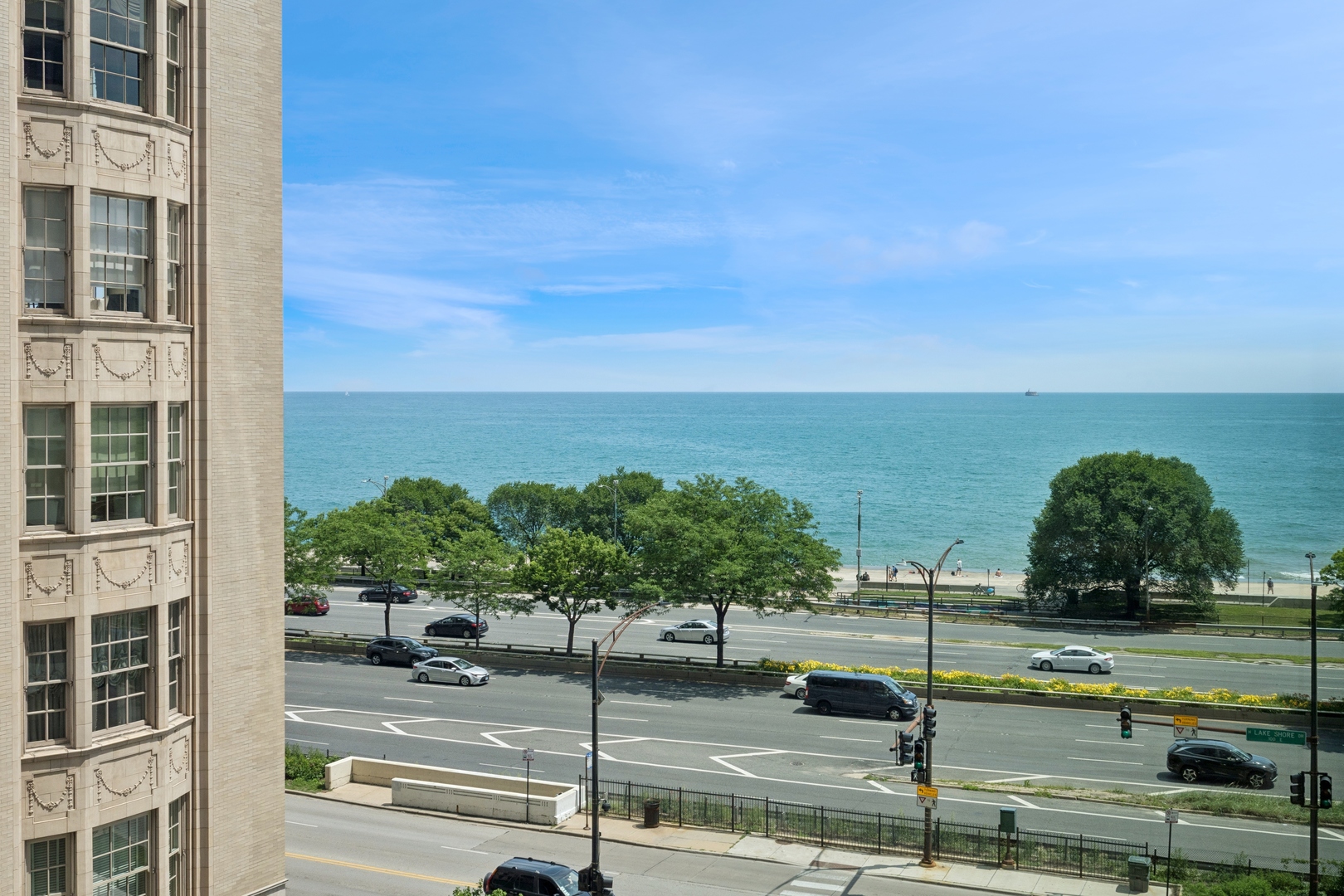 1150 N Lake Shore Drive 6GH