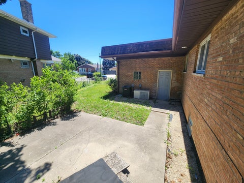 Tiny photo for 4410 W 81st Place, Chicago, IL 60652 (MLS # 12659806)