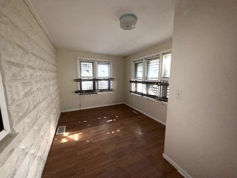 Tiny photo for 962 Oliver Avenue, Aurora, IL 60506 (MLS # 12508512)