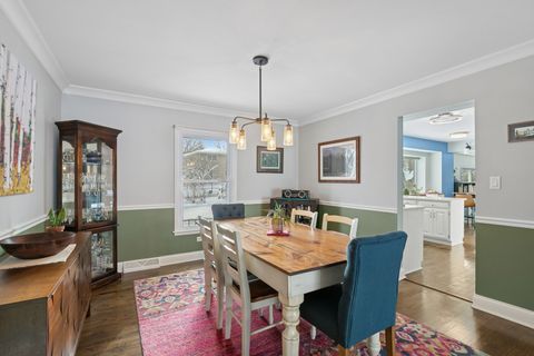 Tiny photo for 635 E Golf Road, Libertyville, IL 60048 (MLS # 12525397)