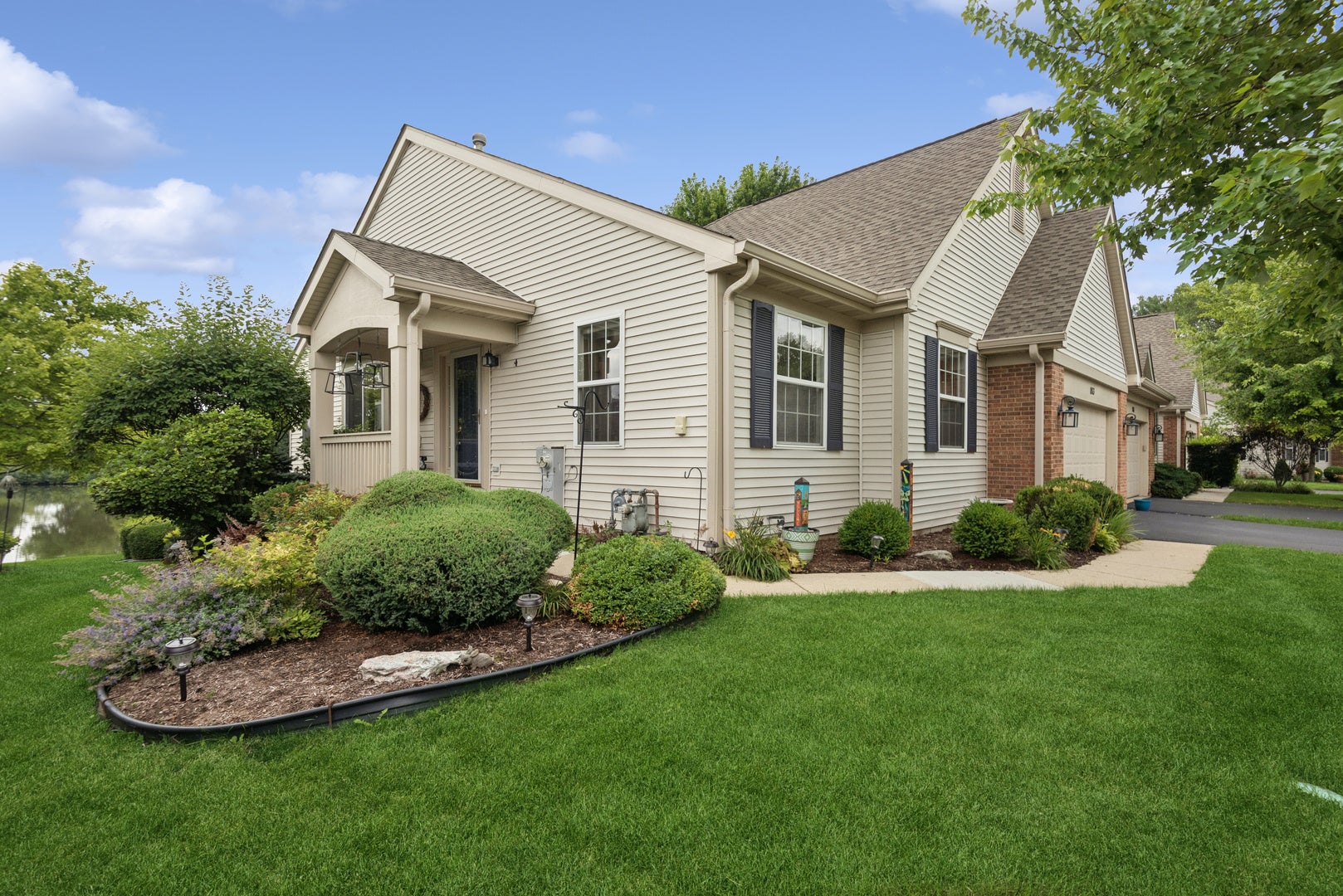1163 N Oakwood Drive 1163