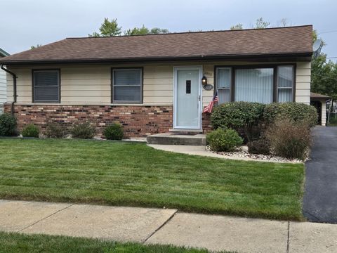 Photo of 3228 Butler Avenue, Steger, IL 60475 (MLS # 12494269) Photo of 3228 Butler Avenue, Steger, IL 60475 (MLS # 12494269)