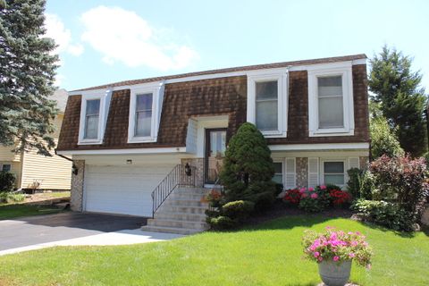 Photo of 1125 Darby Lane, Roselle, IL 60172 (MLS # 12496952)