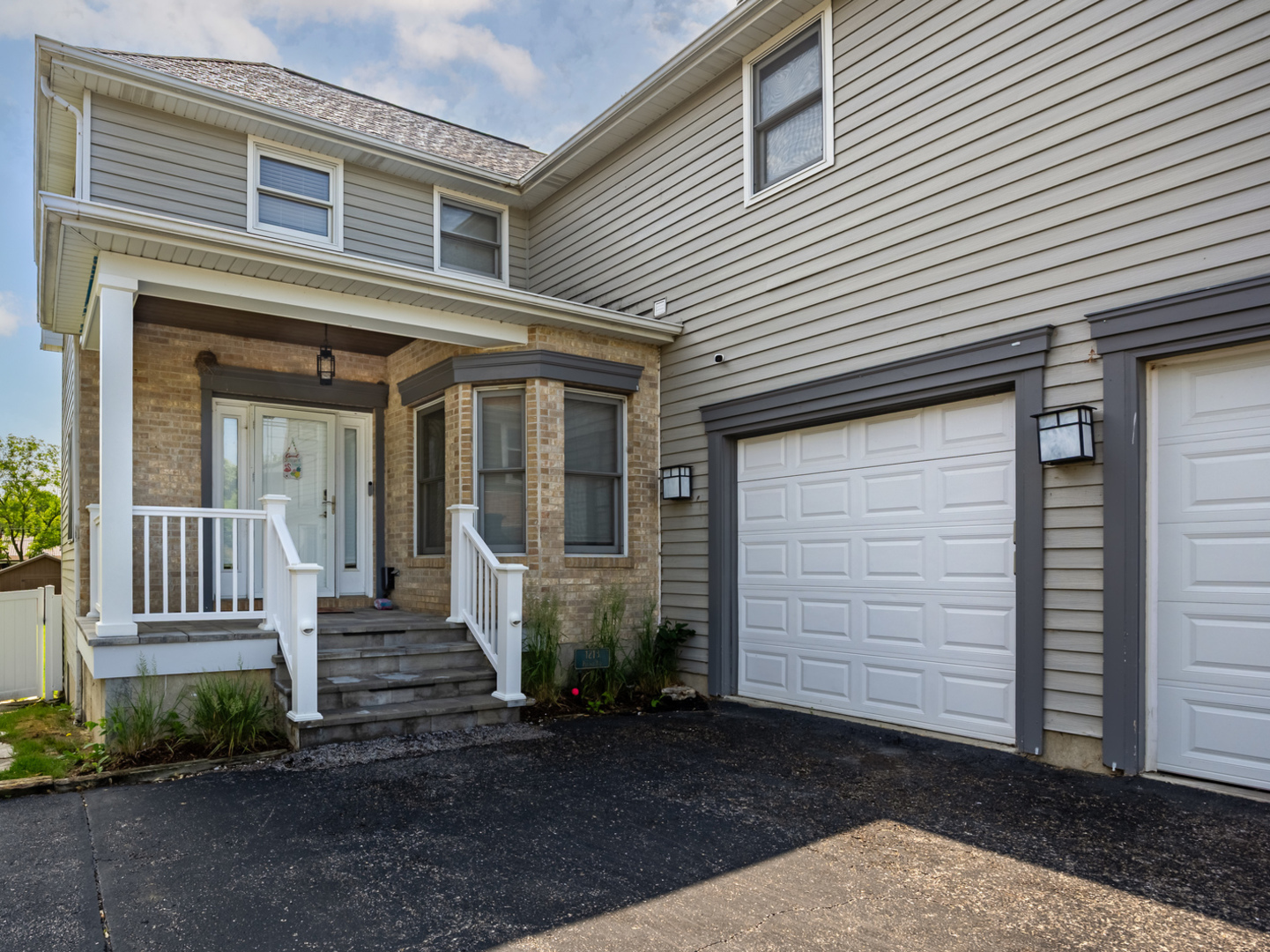 1213 Prairie Avenue