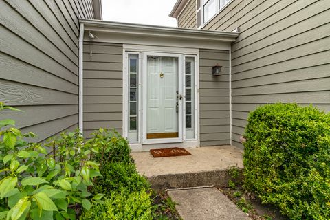 Tiny photo for 12 Sommerset Lane, Lincolnshire, IL 60069 (MLS # 12629160)