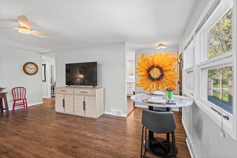 Tiny photo for 1380 Glencoe Avenue, Highland Park, IL 60035 (MLS # 12625379)