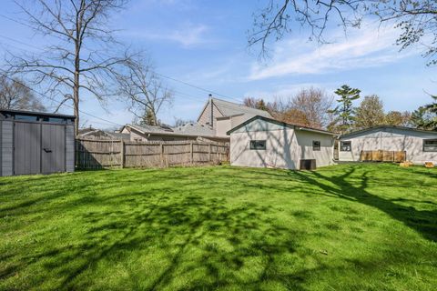 Tiny photo for 1380 Glencoe Avenue, Highland Park, IL 60035 (MLS # 12625379)