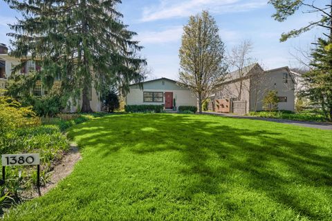 Tiny photo for 1380 Glencoe Avenue, Highland Park, IL 60035 (MLS # 12625379)