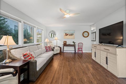 Tiny photo for 1380 Glencoe Avenue, Highland Park, IL 60035 (MLS # 12625379)