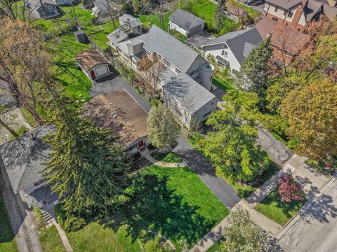 Tiny photo for 1380 Glencoe Avenue, Highland Park, IL 60035 (MLS # 12625379)