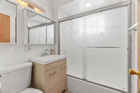 Tiny photo for 2024 N 73rd Avenue, Elmwood Park, IL 60707 (MLS # 12464088)