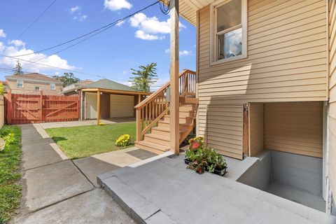 Tiny photo for 2024 N 73rd Avenue, Elmwood Park, IL 60707 (MLS # 12464088)