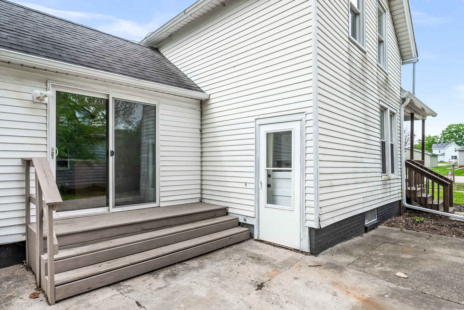 209 S Division Street