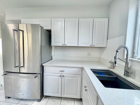 Tiny photo for 2540 W Jerome Street #D, Chicago, IL 60645 (MLS # 12679982)