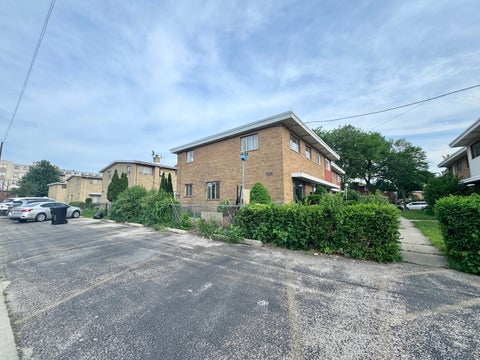 Tiny photo for 2540 W Jerome Street #D, Chicago, IL 60645 (MLS # 12679982)