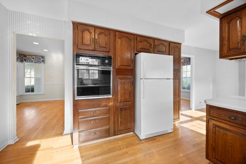 Tiny photo for Arlington Heights, IL 60004 (MLS # 12509941)